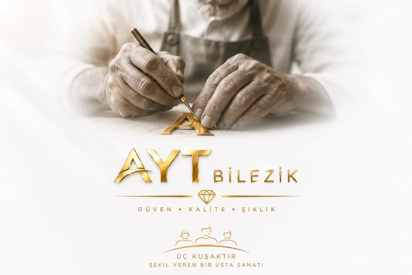 AYT Bilezik ustası altın harfi işlerken